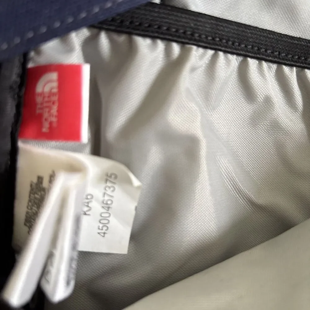 The North Face Roo Fanny Pack Waist Bag Crossbody Sling Pouch Blue Zip Y2K 90s